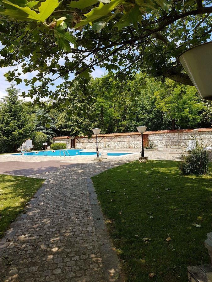 Motel Paradise Oryakhovo Экстерьер фото