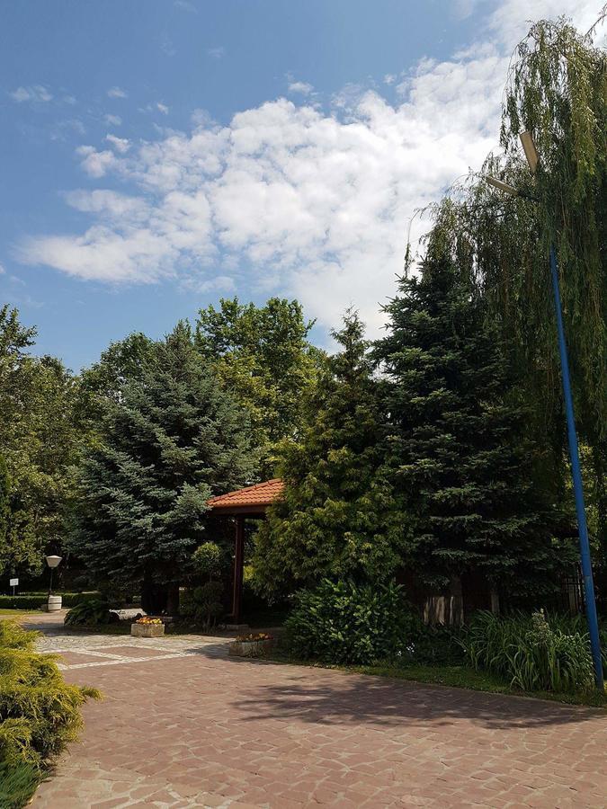 Motel Paradise Oryakhovo Экстерьер фото